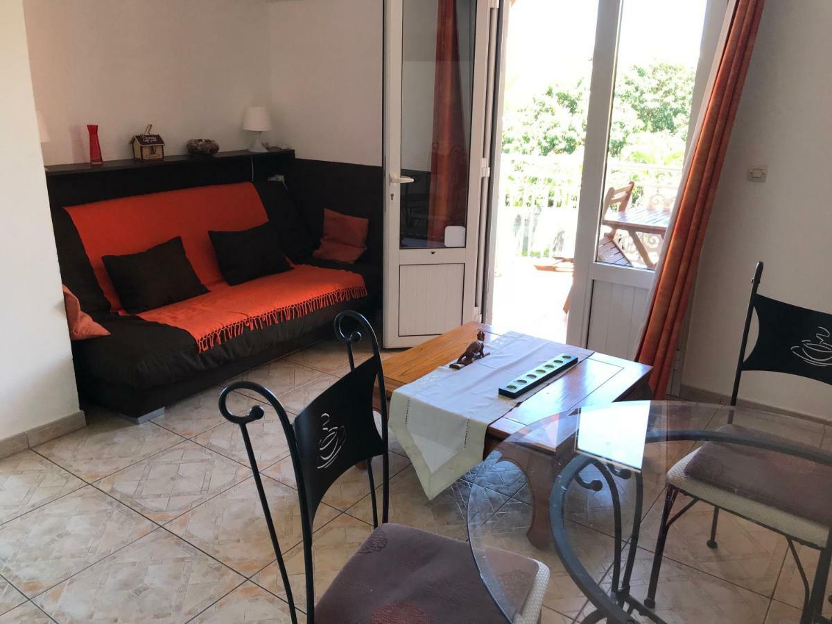 Le Repos D'Or Apartment Manapany-les Bains Ruang foto